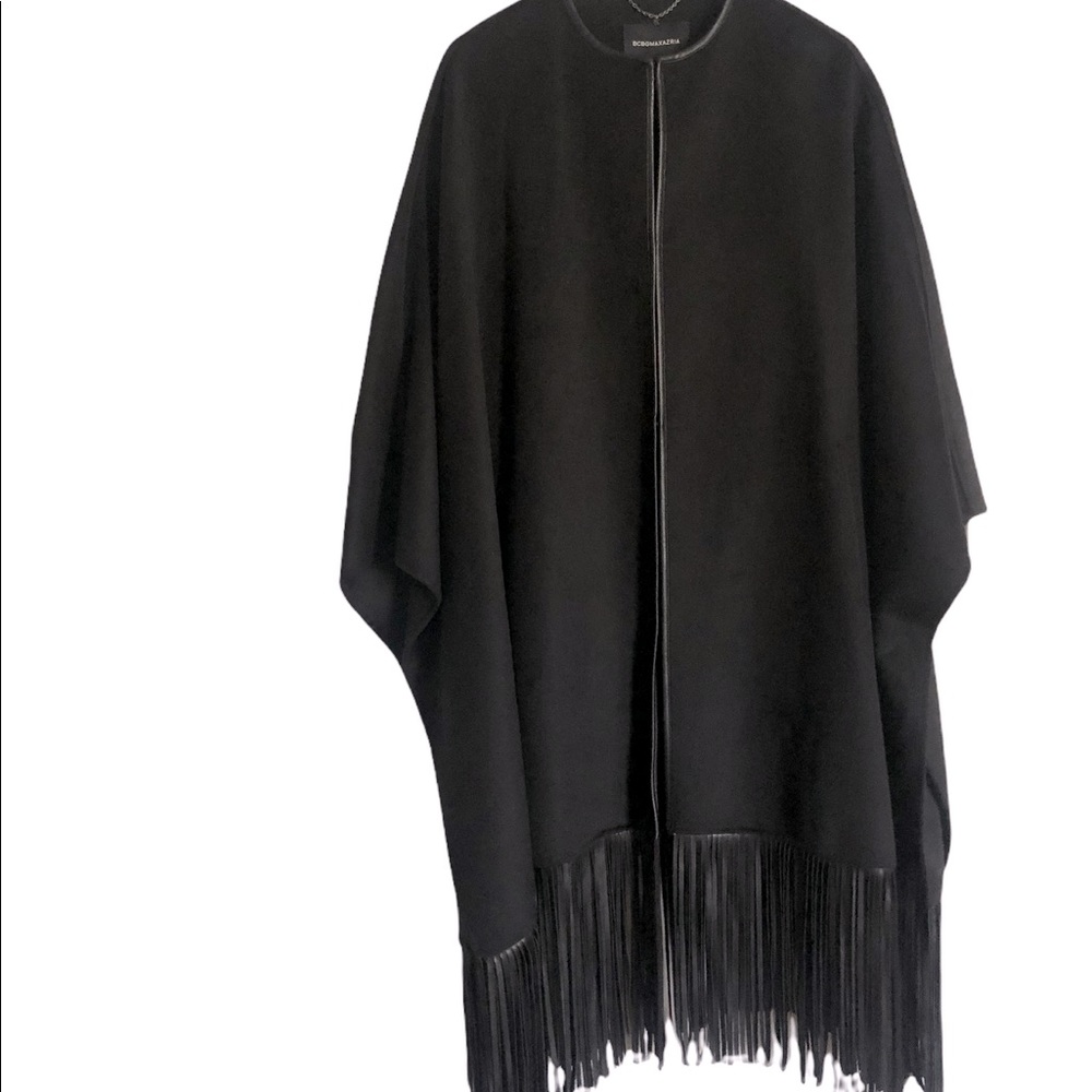 BCBGMAXAZRIA BLACK FRINGE CAPE